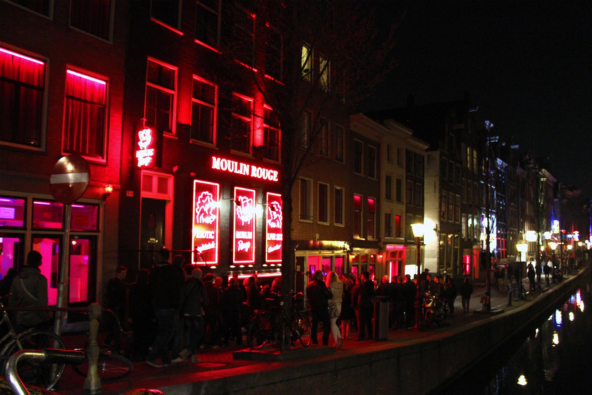 turismo sessuale al quartiere a luci rosse di amsterdam
